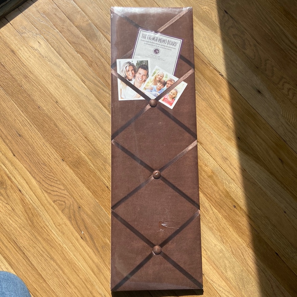 French Memo Board